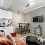 B32#Republique#1Bedroom#Marais#Paris03#Ac