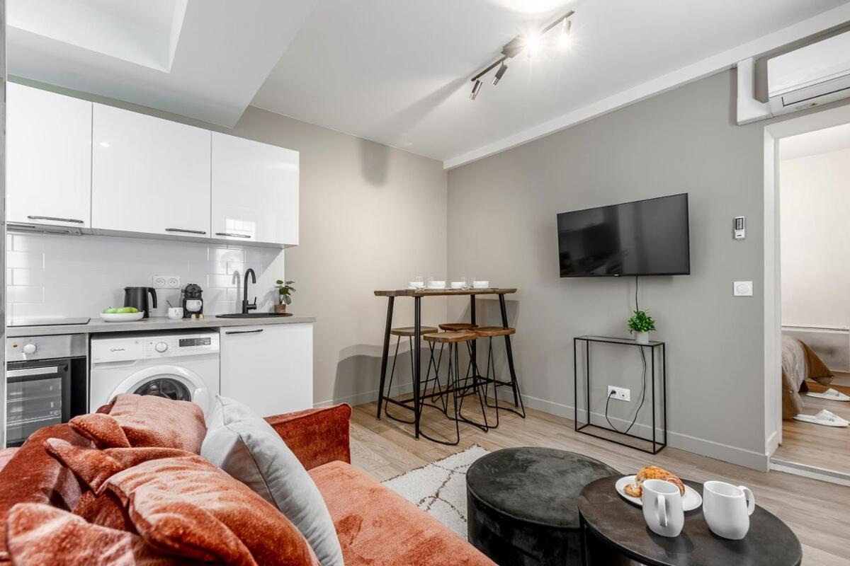 Apartment B32#republique#1bedroom#marais#paris03#ac Paris